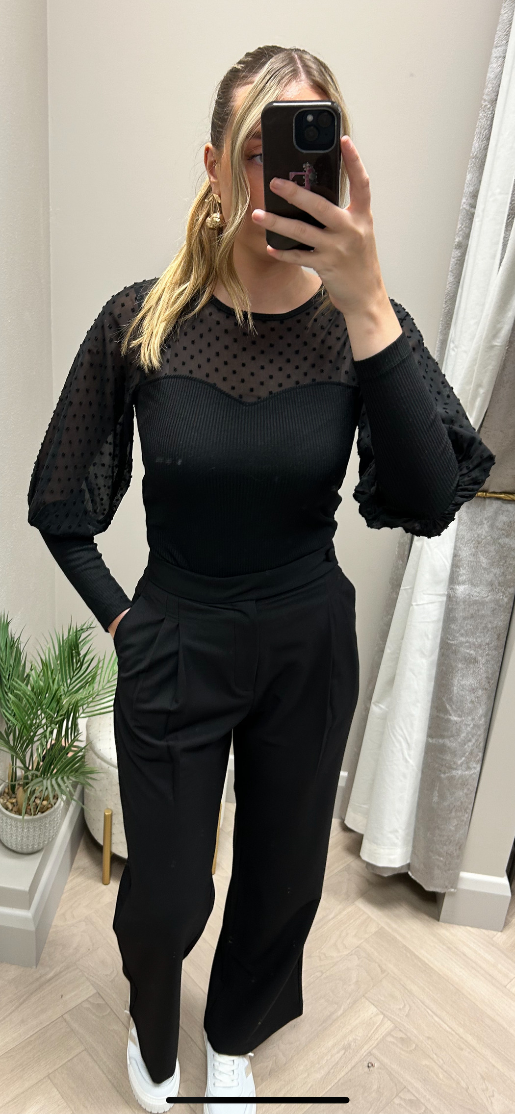 Chicago black mesh top