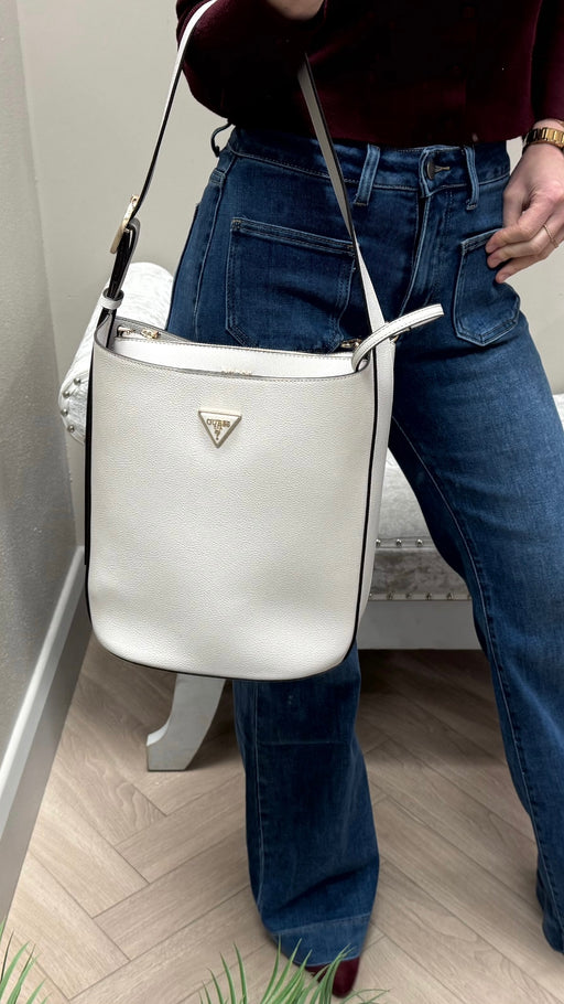 Guess meridian II ivory BG697404