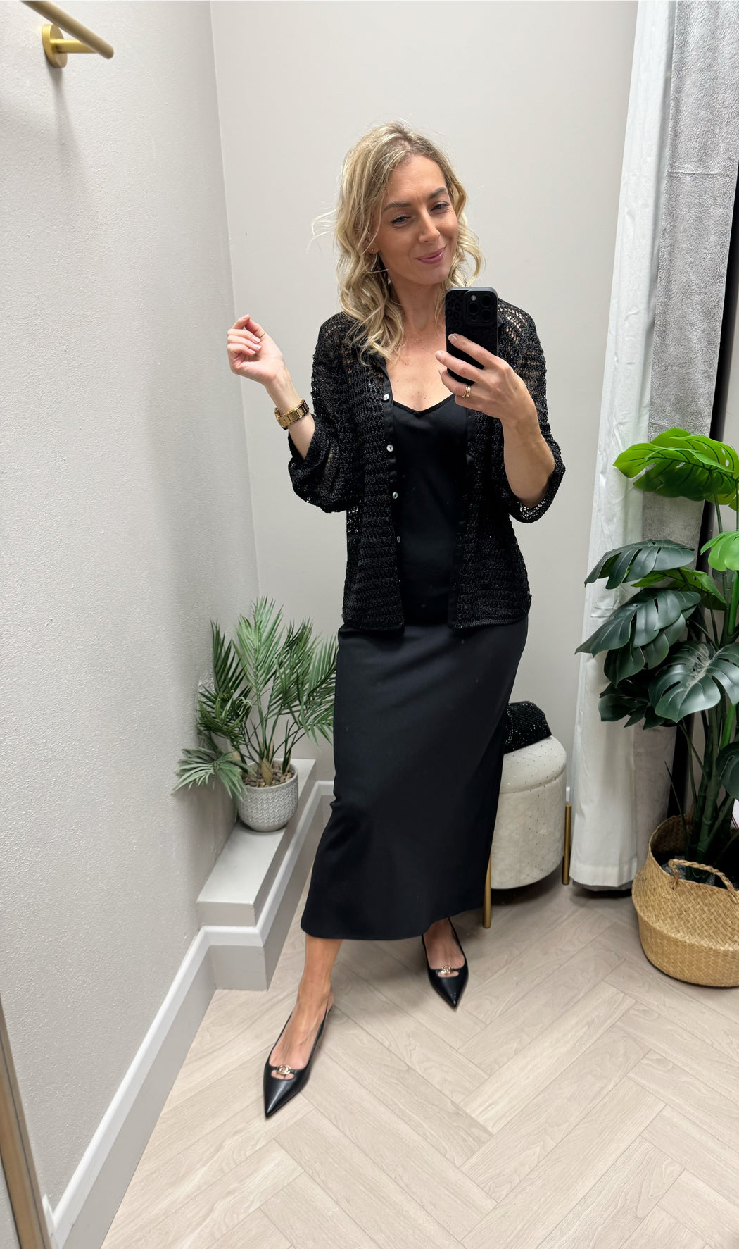 Guess button top bell sleeve