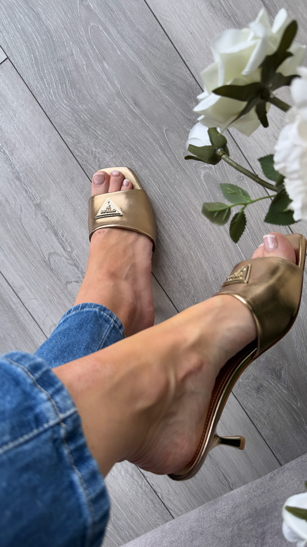 Guess bronze kitten heel mule FLJLUSLEL03