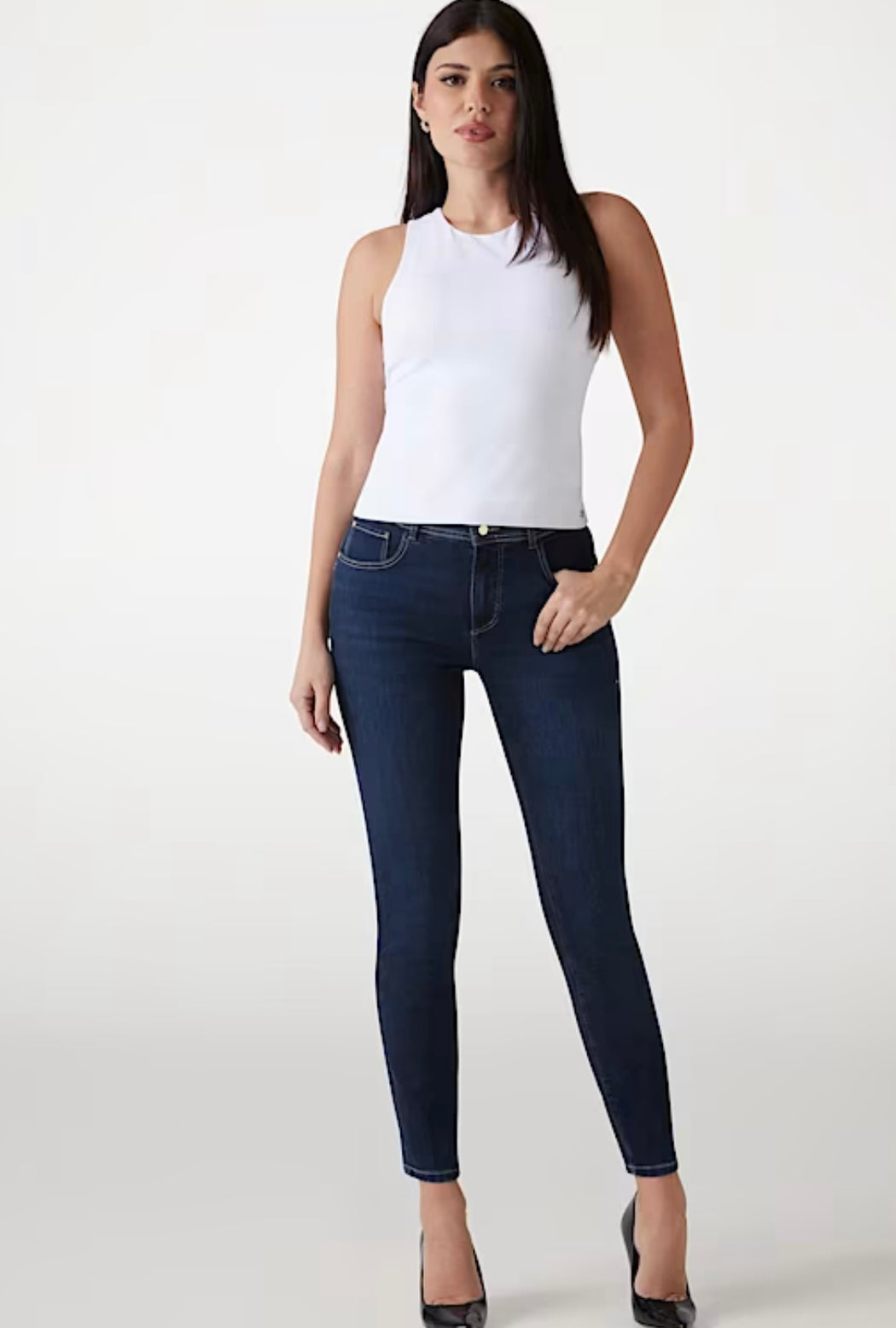 Guess shape up Capri skinny jeans W5GA80D5B43