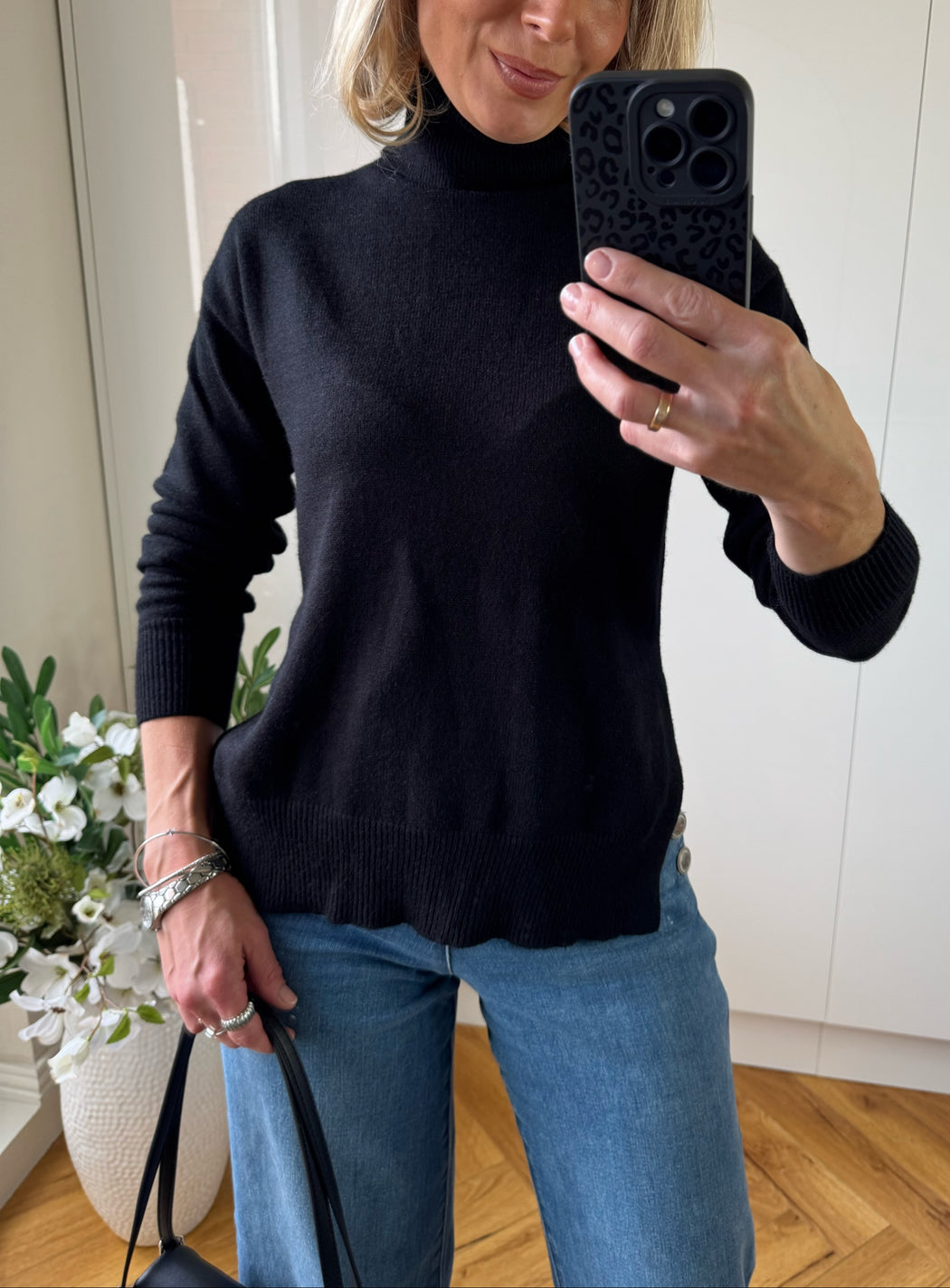 Mab black polo neck