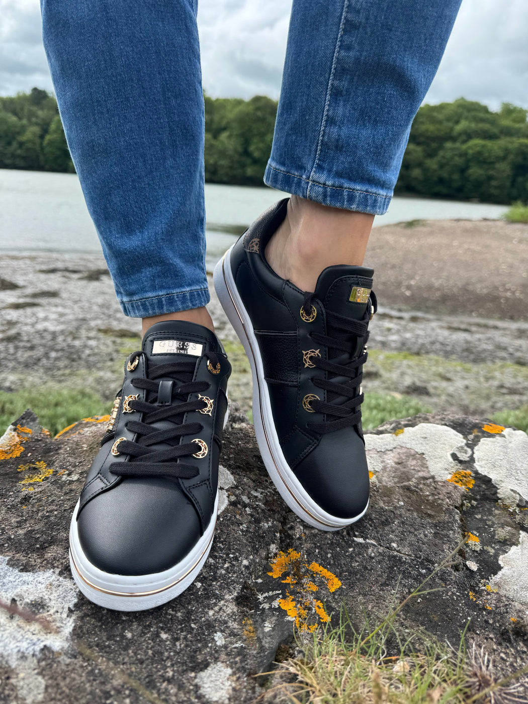 Guess stew black trainer