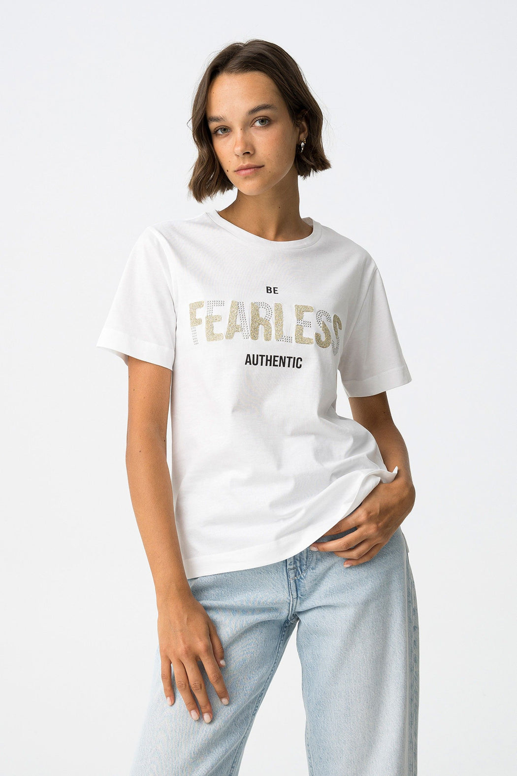 bold off white fearless  tee