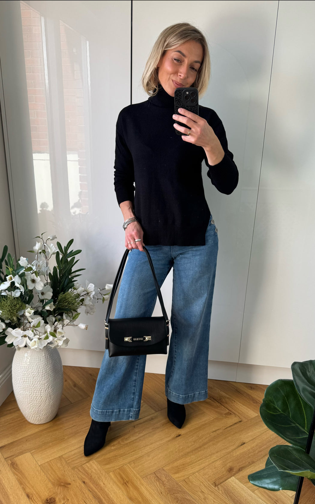 Mab black polo neck
