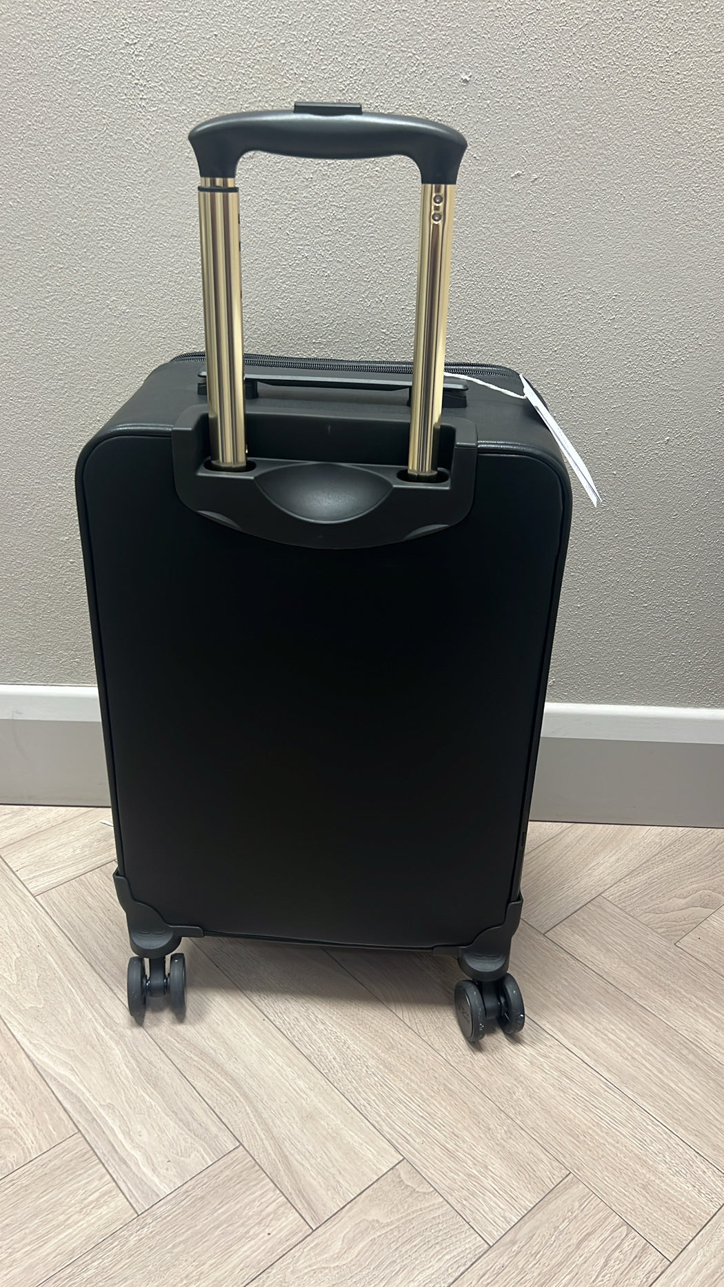 Guess nadira cabin luggage qg8424983