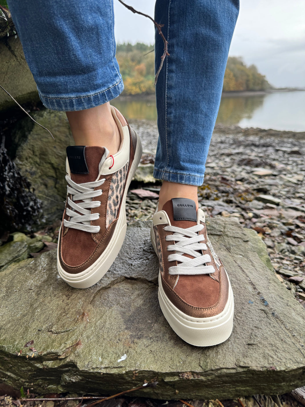 Seventy three antique bling