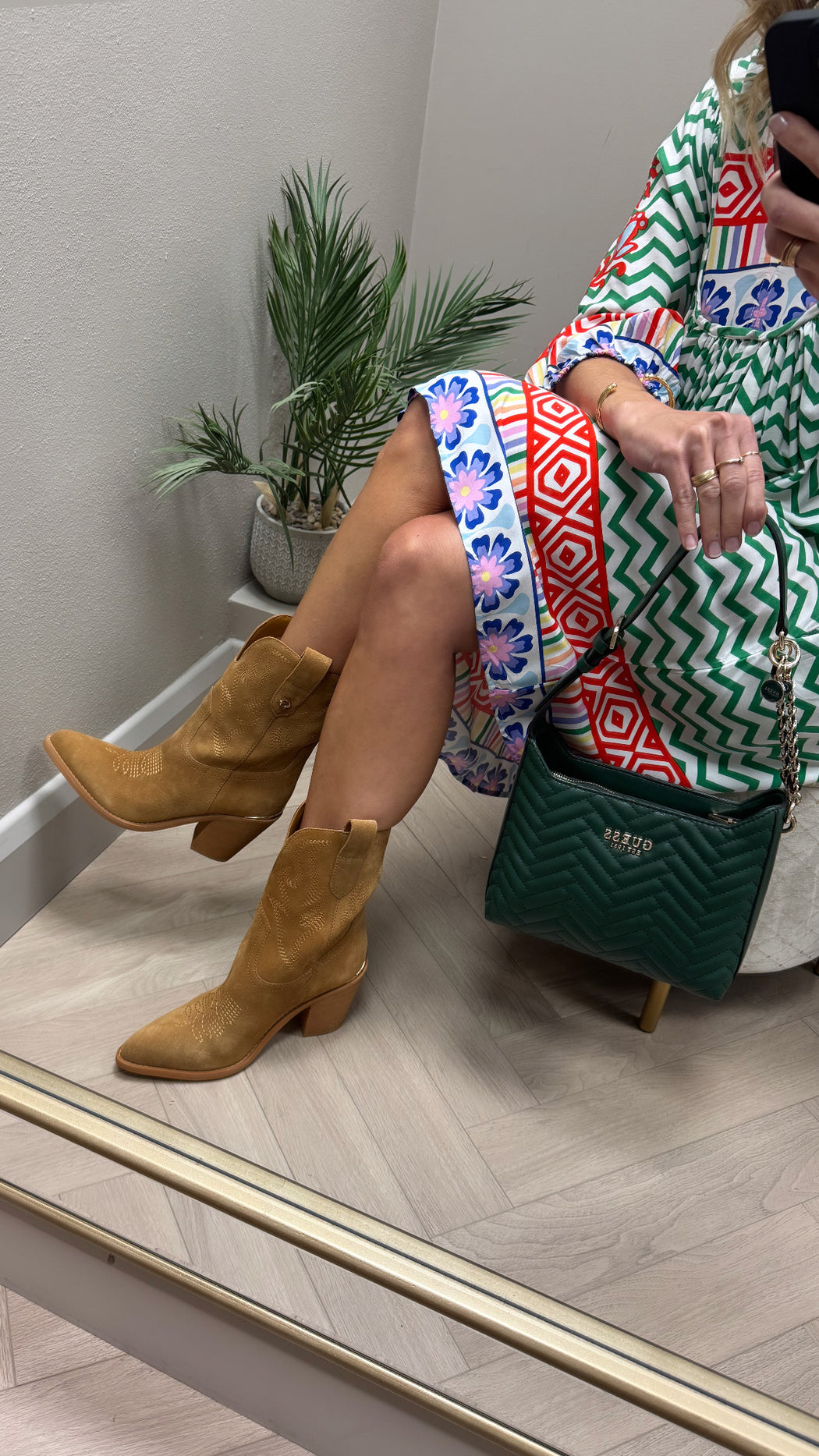 Guess forest anning shoulder bag QG950818