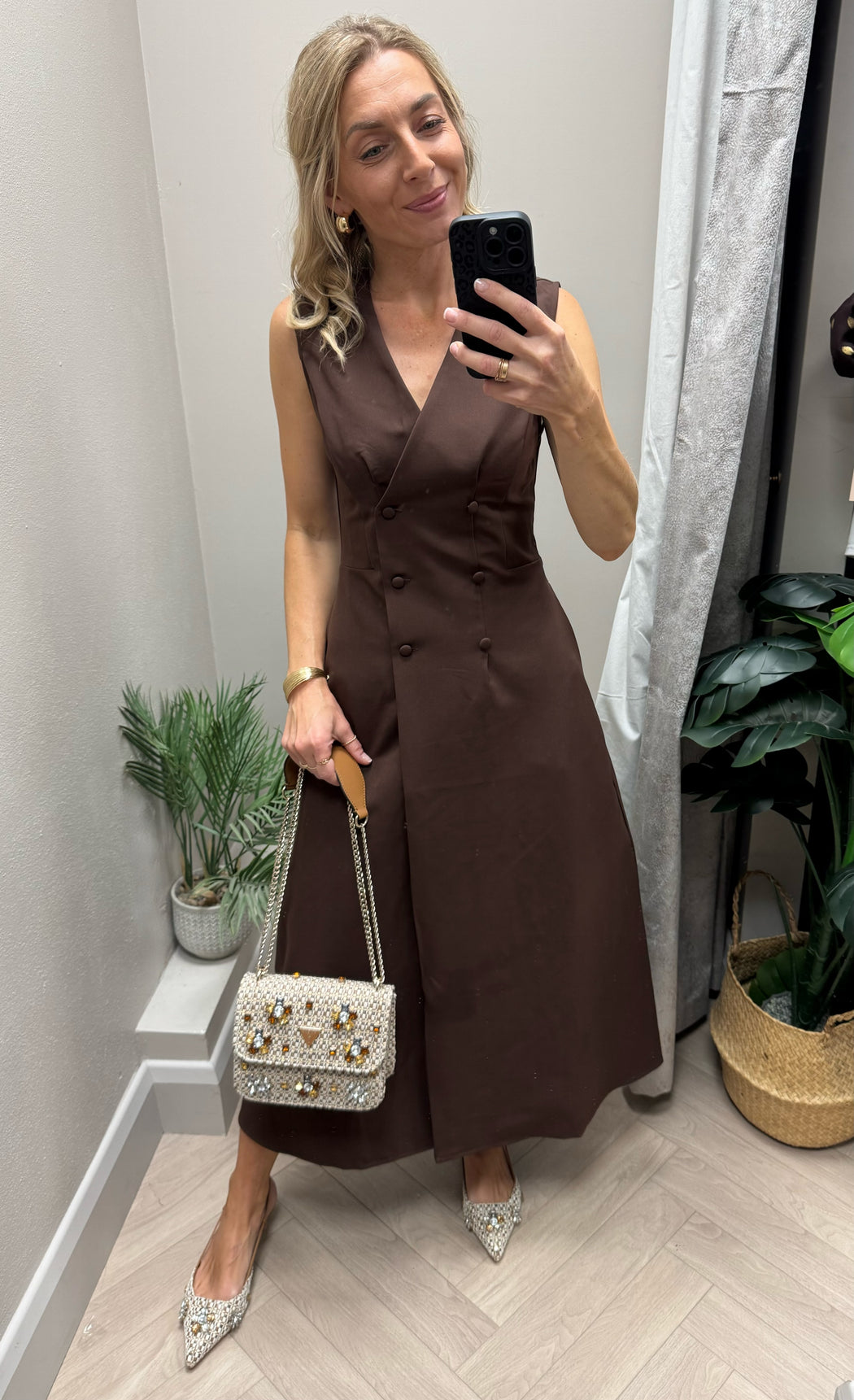 Hazel Tailored Sleeveless Midi Dress Brown