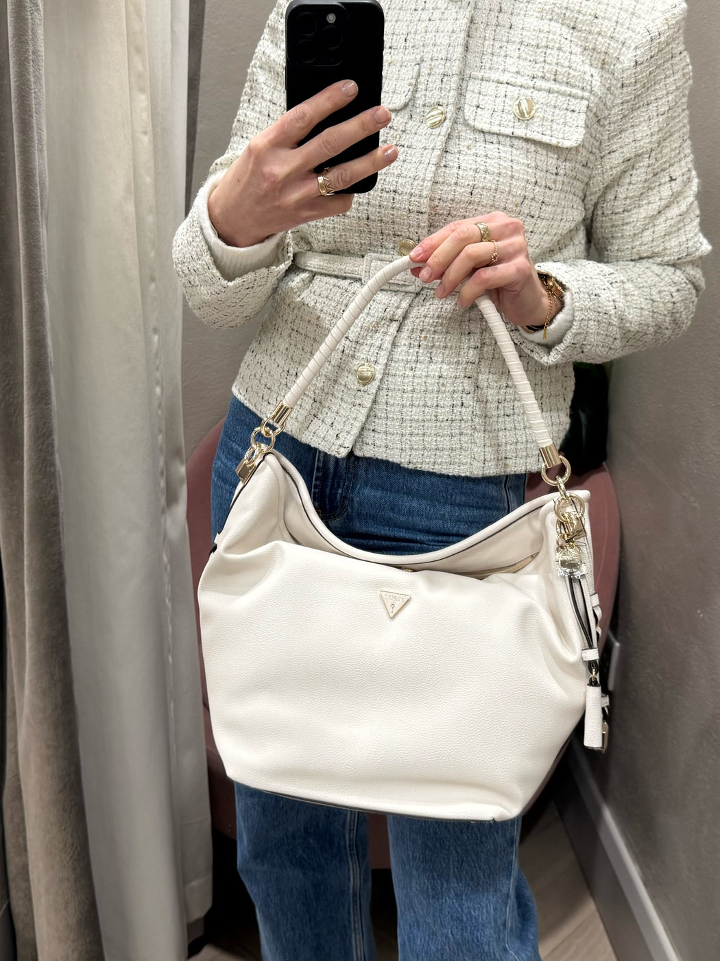 Guess DANYA Off White Bag. BG991802