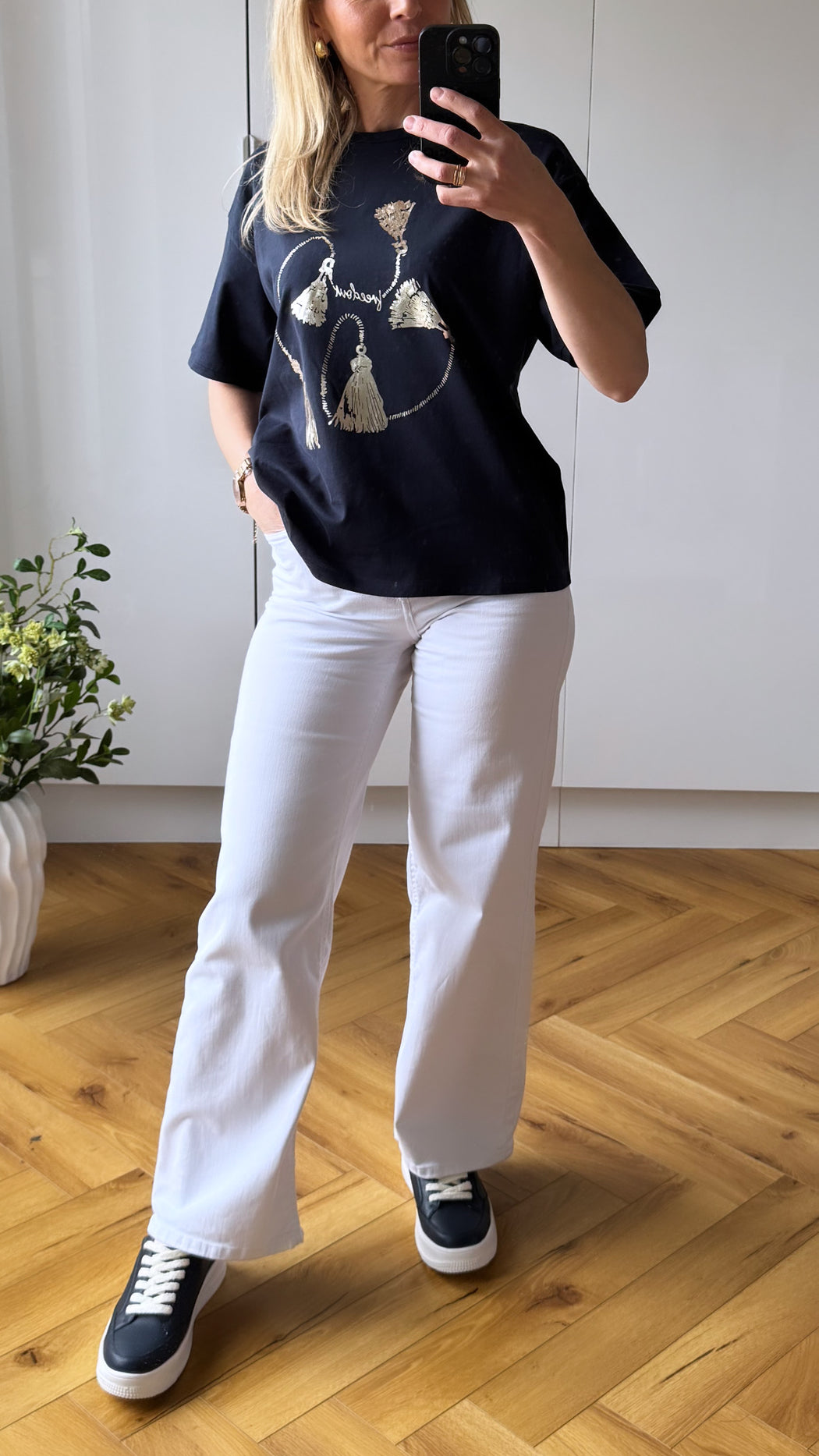 Maizena -10  navy t/shirt with gold print