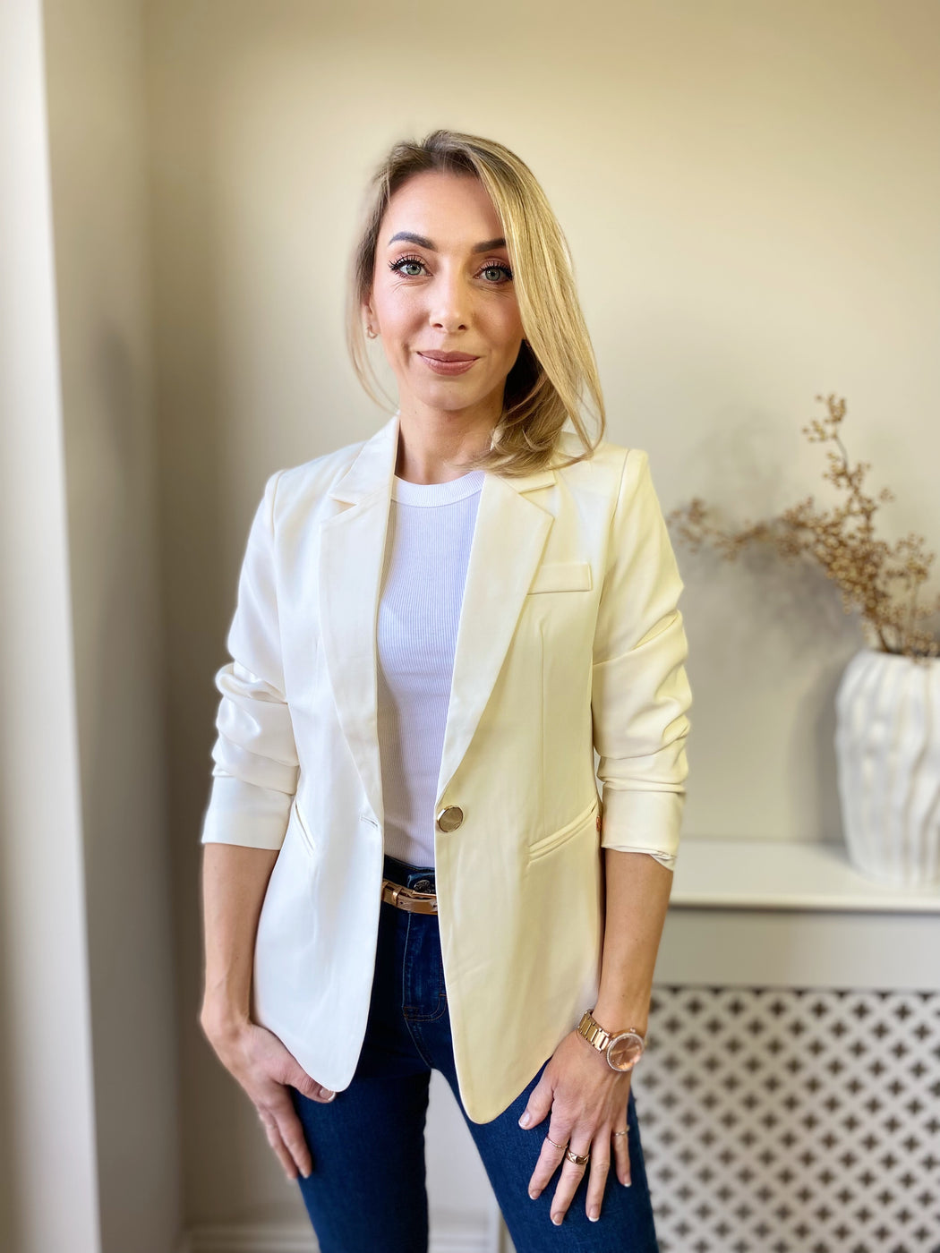 Amara cream blazer