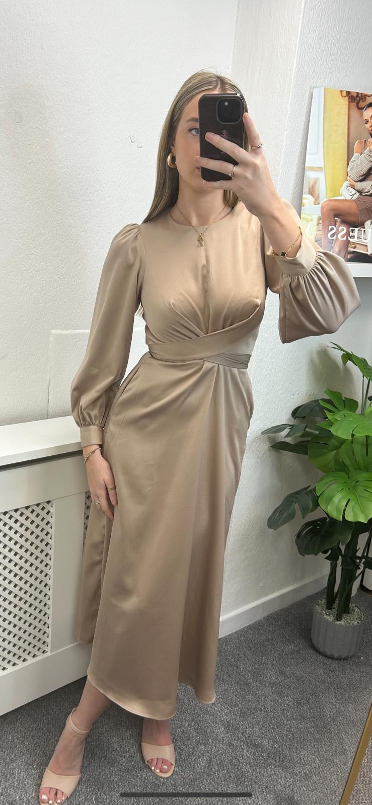 D9962 closet mocha tie waist a line dress