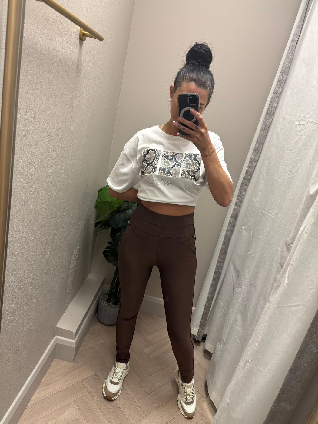 Veny python tee