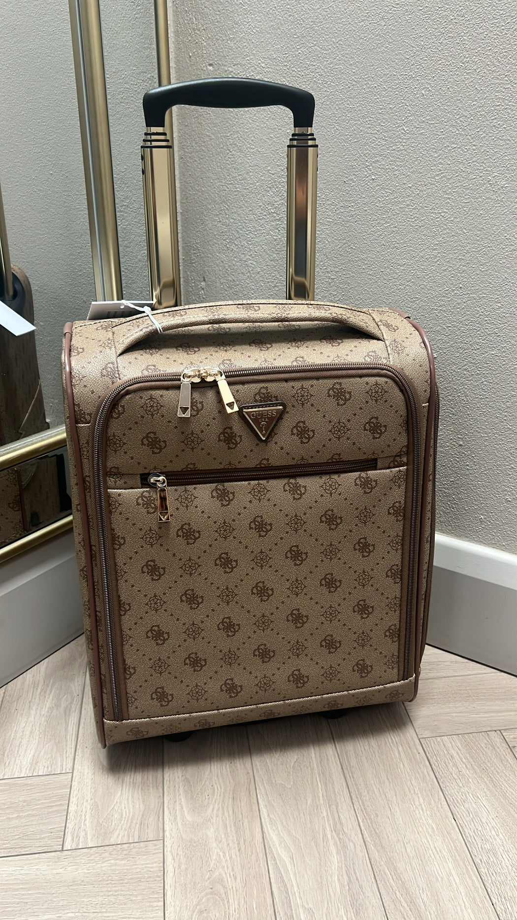 Guess latte logo silia cabin trolley GP9890972