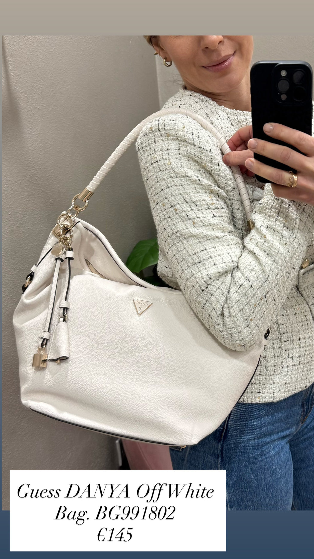 Guess DANYA Off White Bag. BG991802