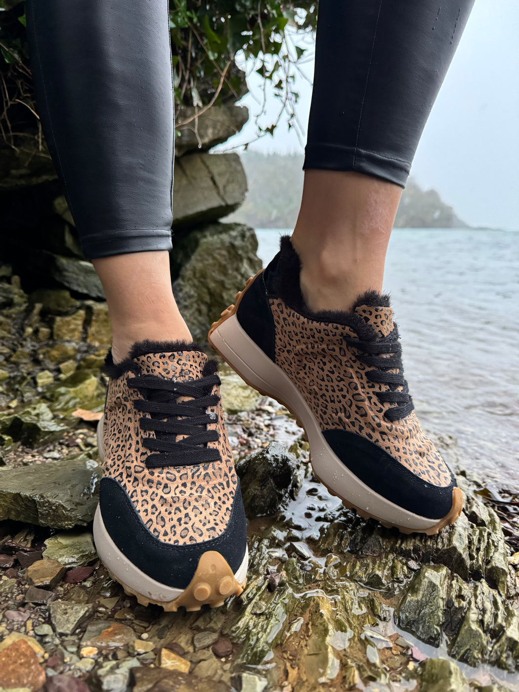 Dabin creamlop leopard runners