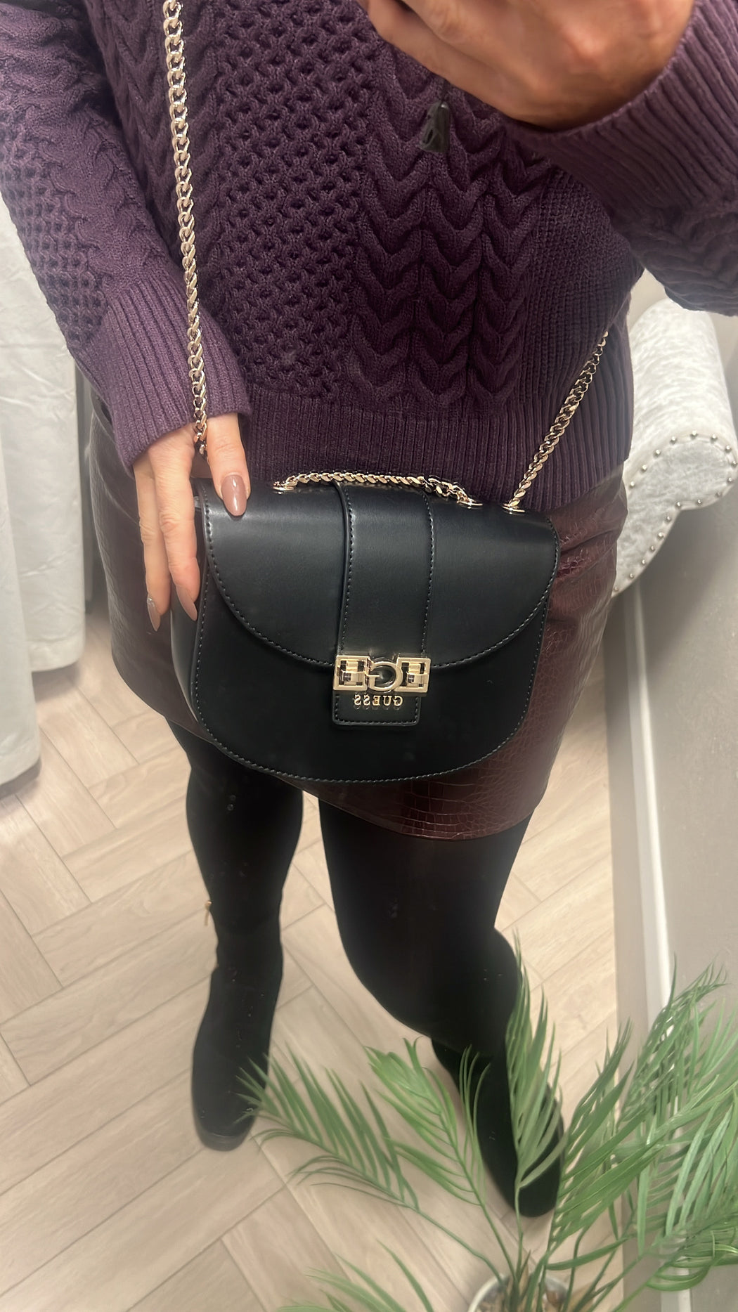 Guess Black JANE Bag. VG989121