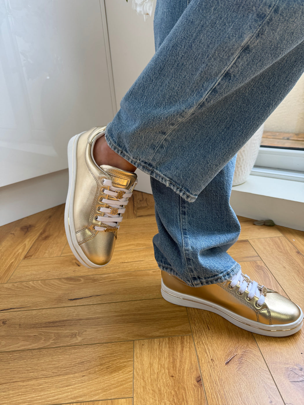 Guess gold sneaker FLTSS3LEL12
