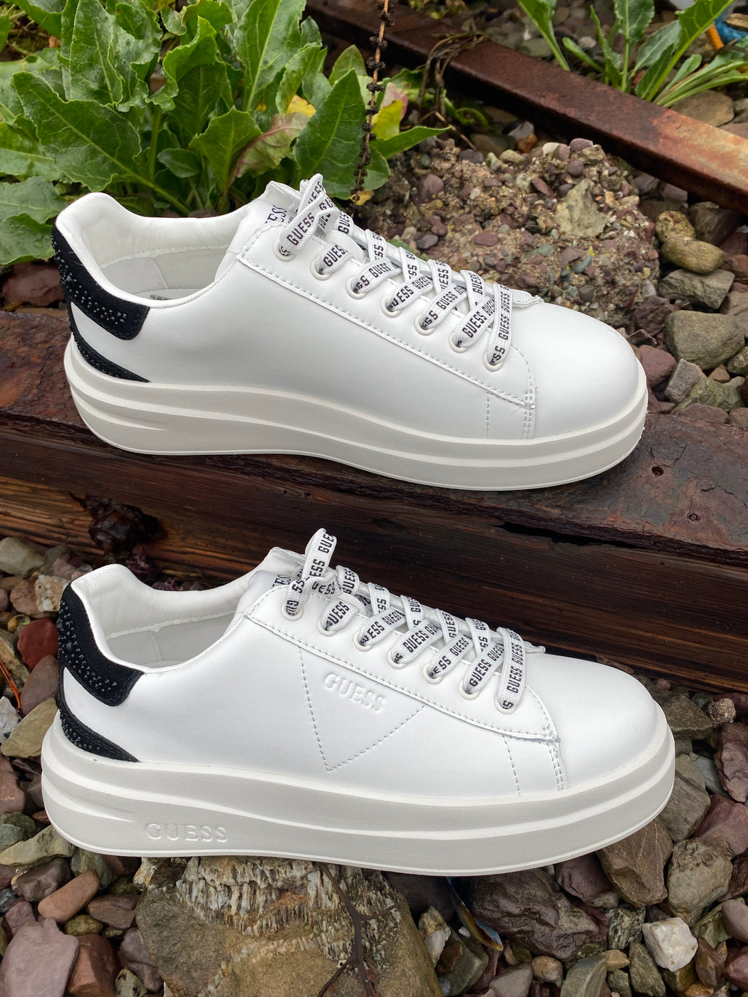 Guess Elbina white trainers FLTELBLEA12