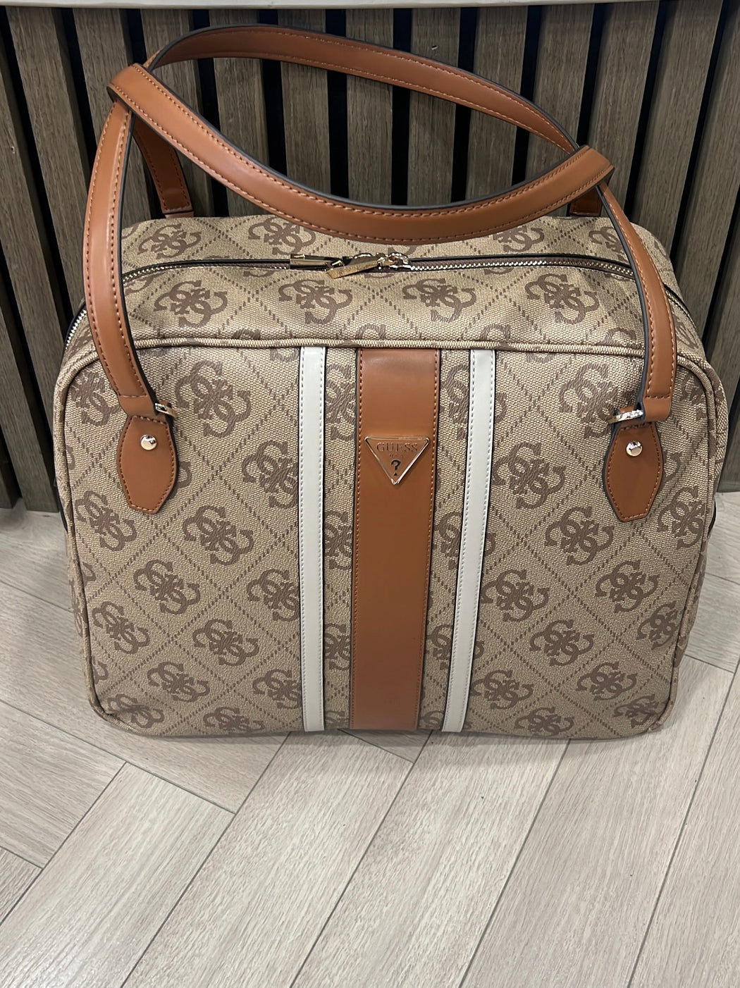 Guess erenia weekend travel bag SO7838916
