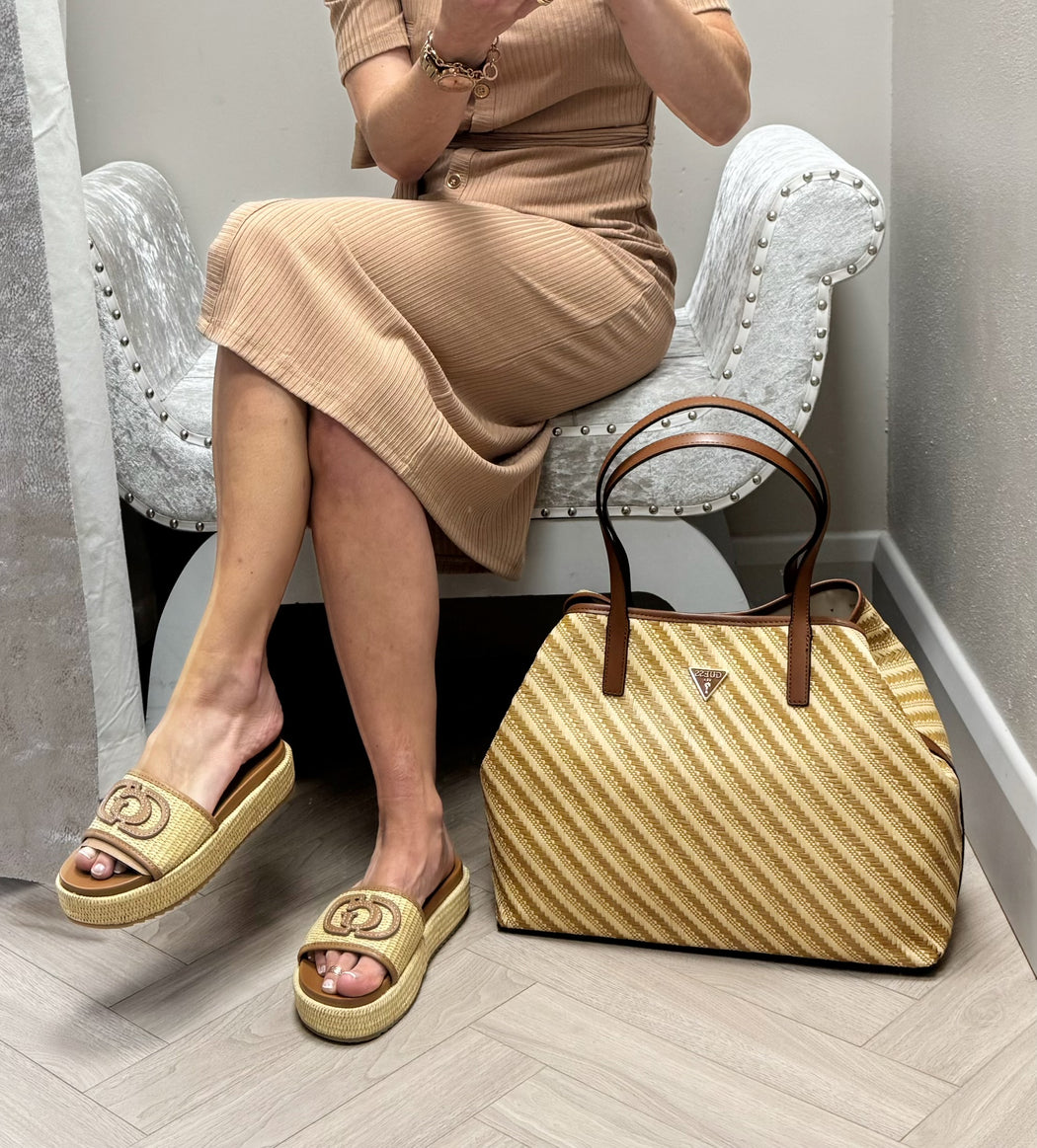WS931829 Guess Vikky Bag