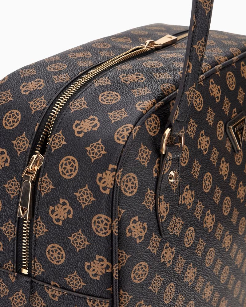 Guess wilder weekender travel bag