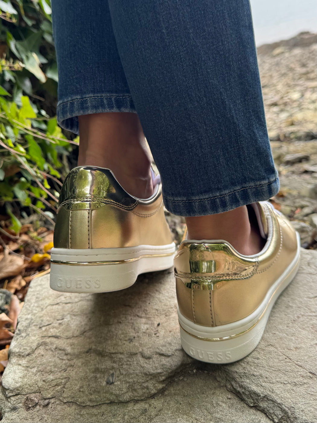 Guess gold sneaker FLTSS3LEL12