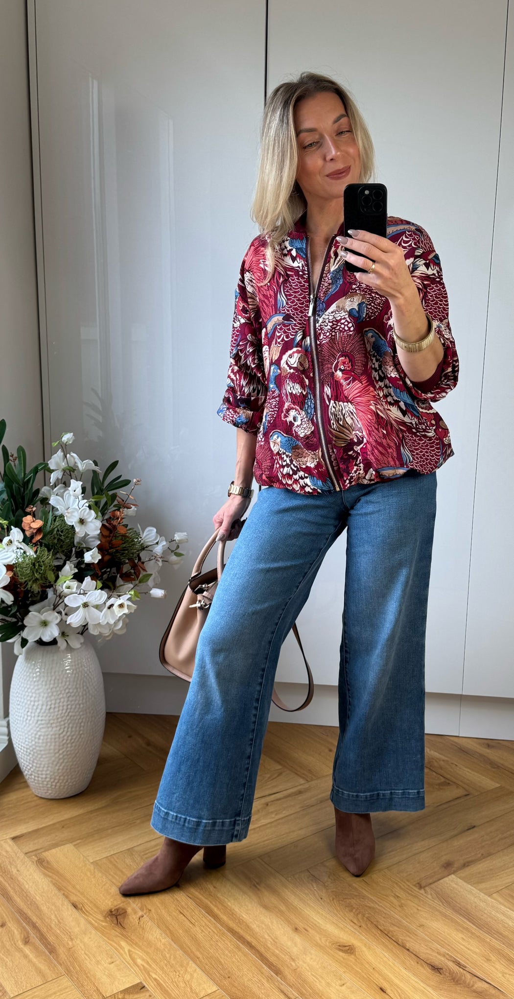 Satira wine bomber