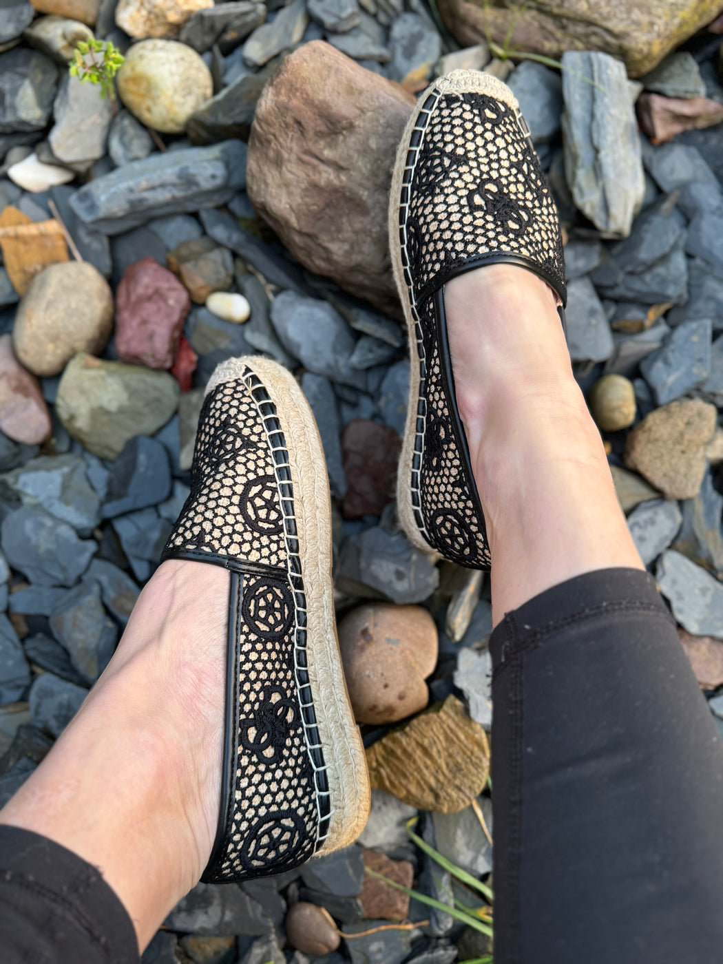 Guess black leather trim espradrils