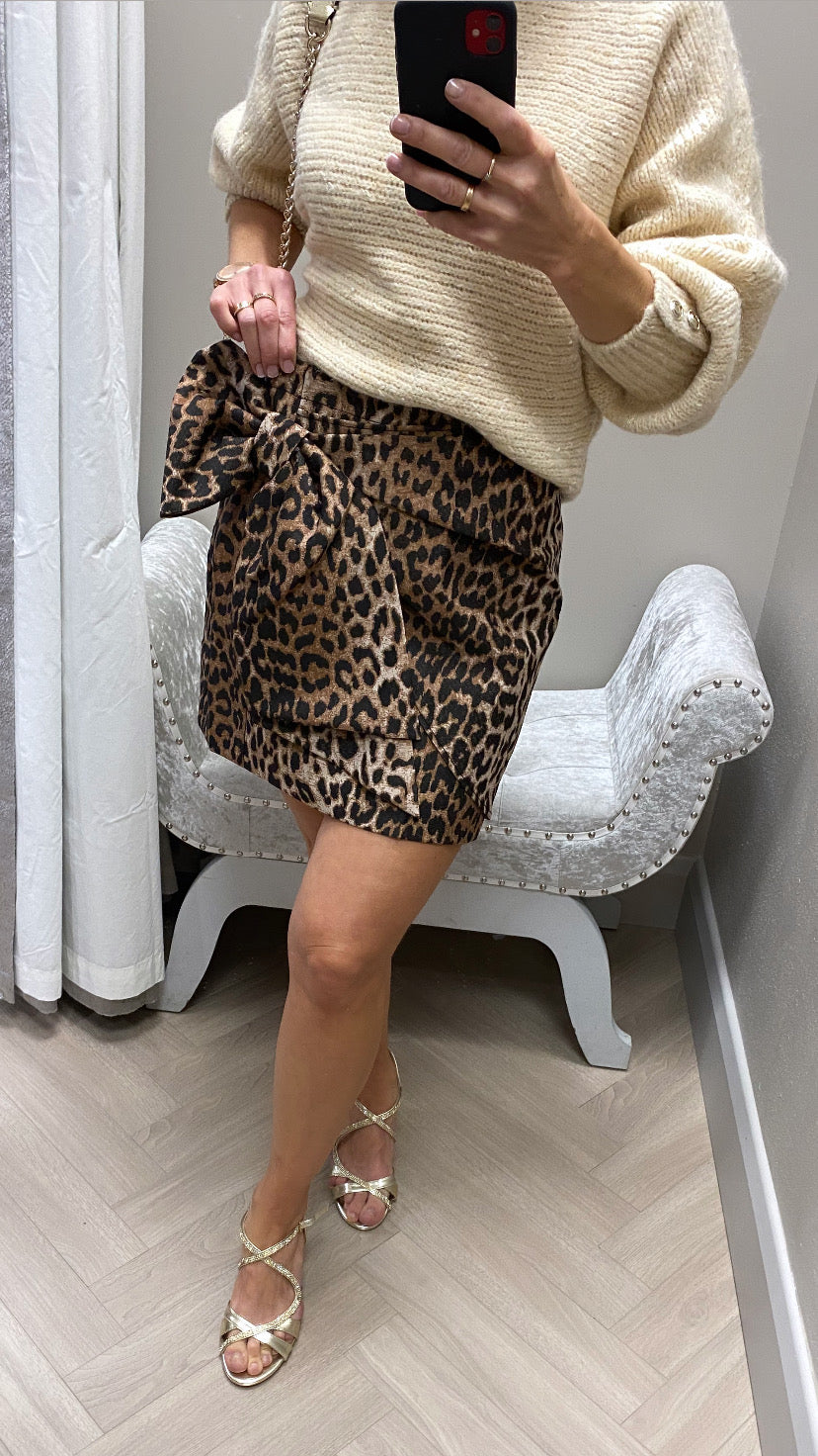 W4bd57wgIj2 guess leopard bow skirt