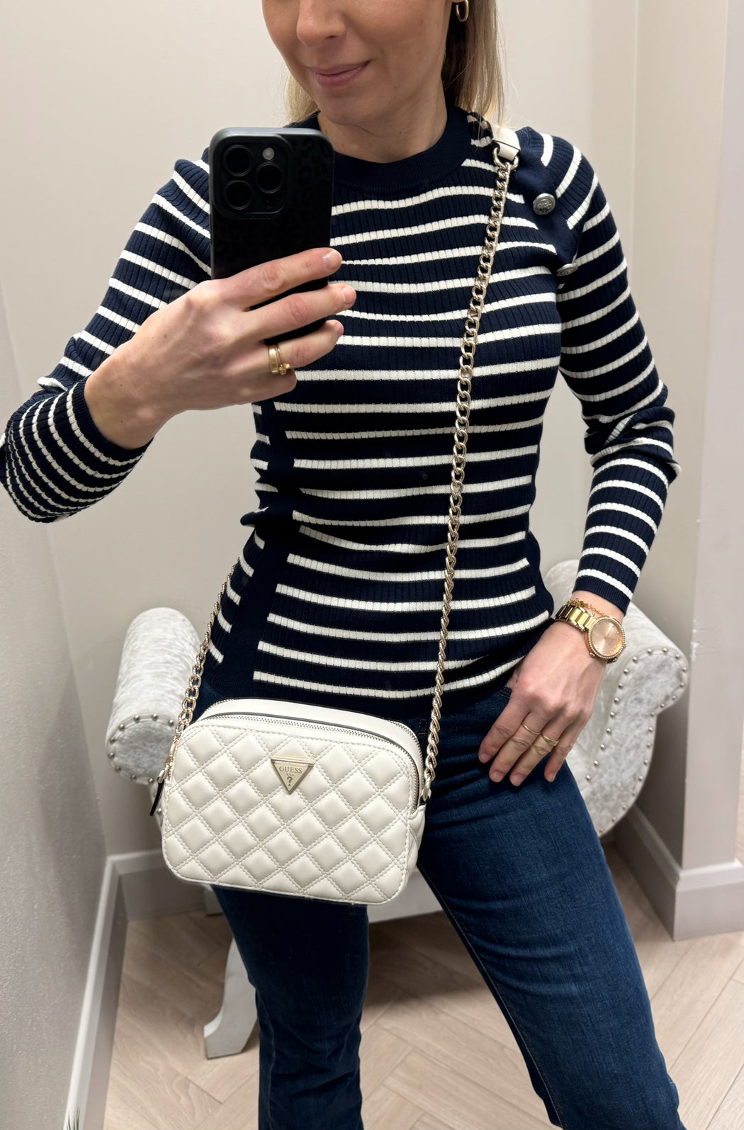 Guess giully off white crossbody qg967314