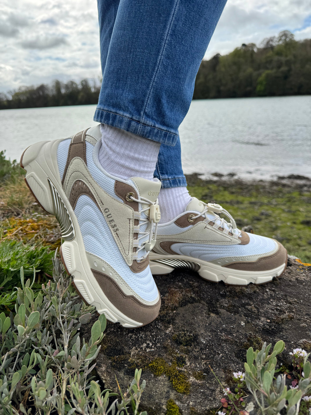 Guess tan nude trainer flpimefap12