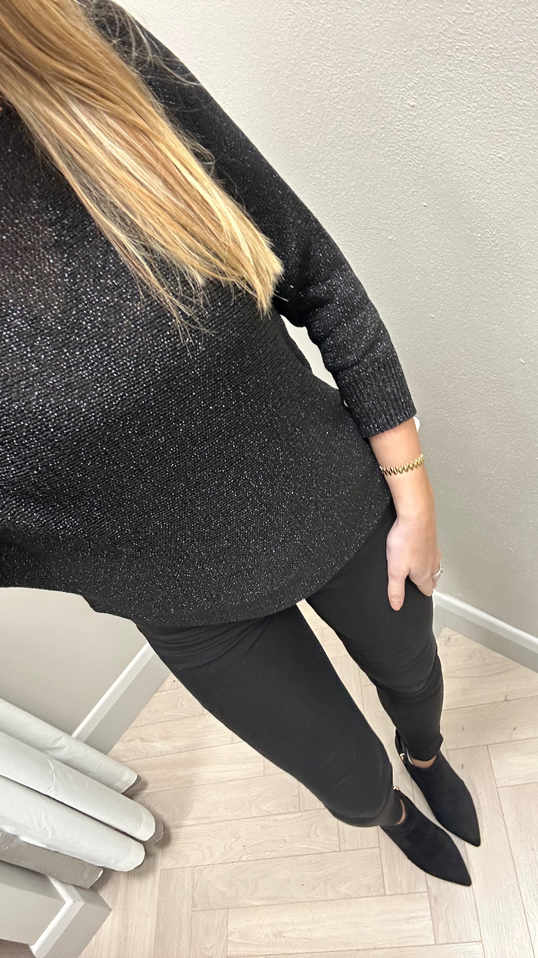 Black Bow knit