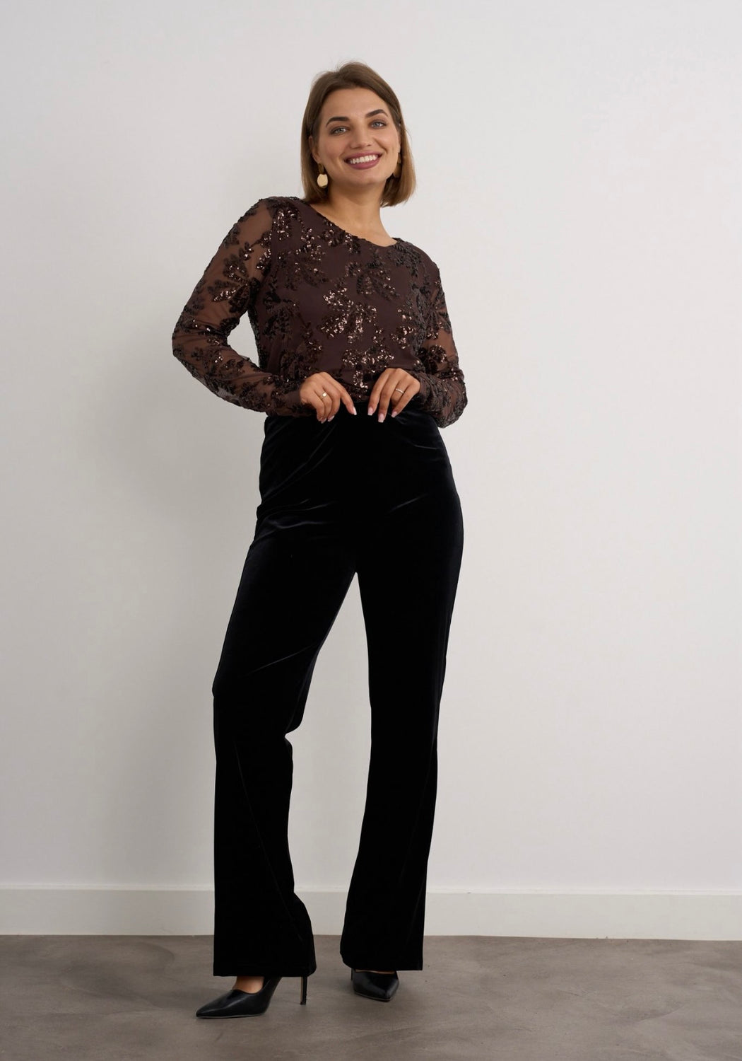 Brown signet sequinned top