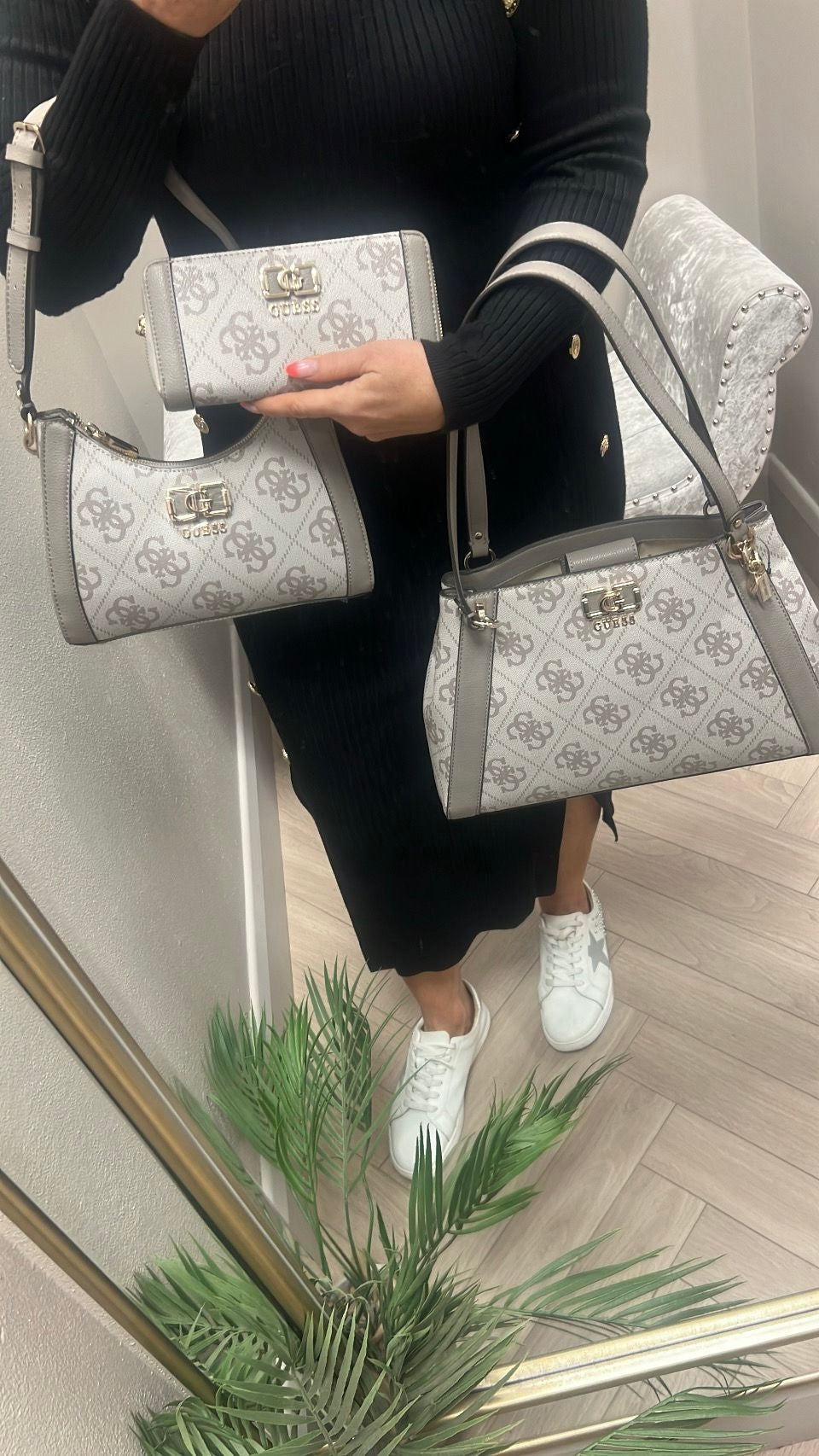 Guess karnilla dark taupe logo OS990122 bag