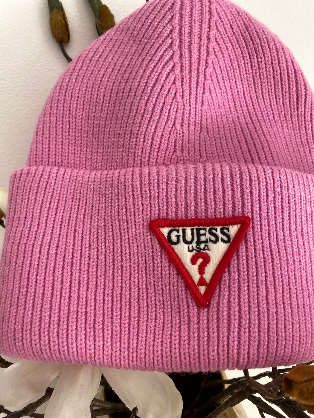 Pink red logo beanie aw5234VIS01-pink guess