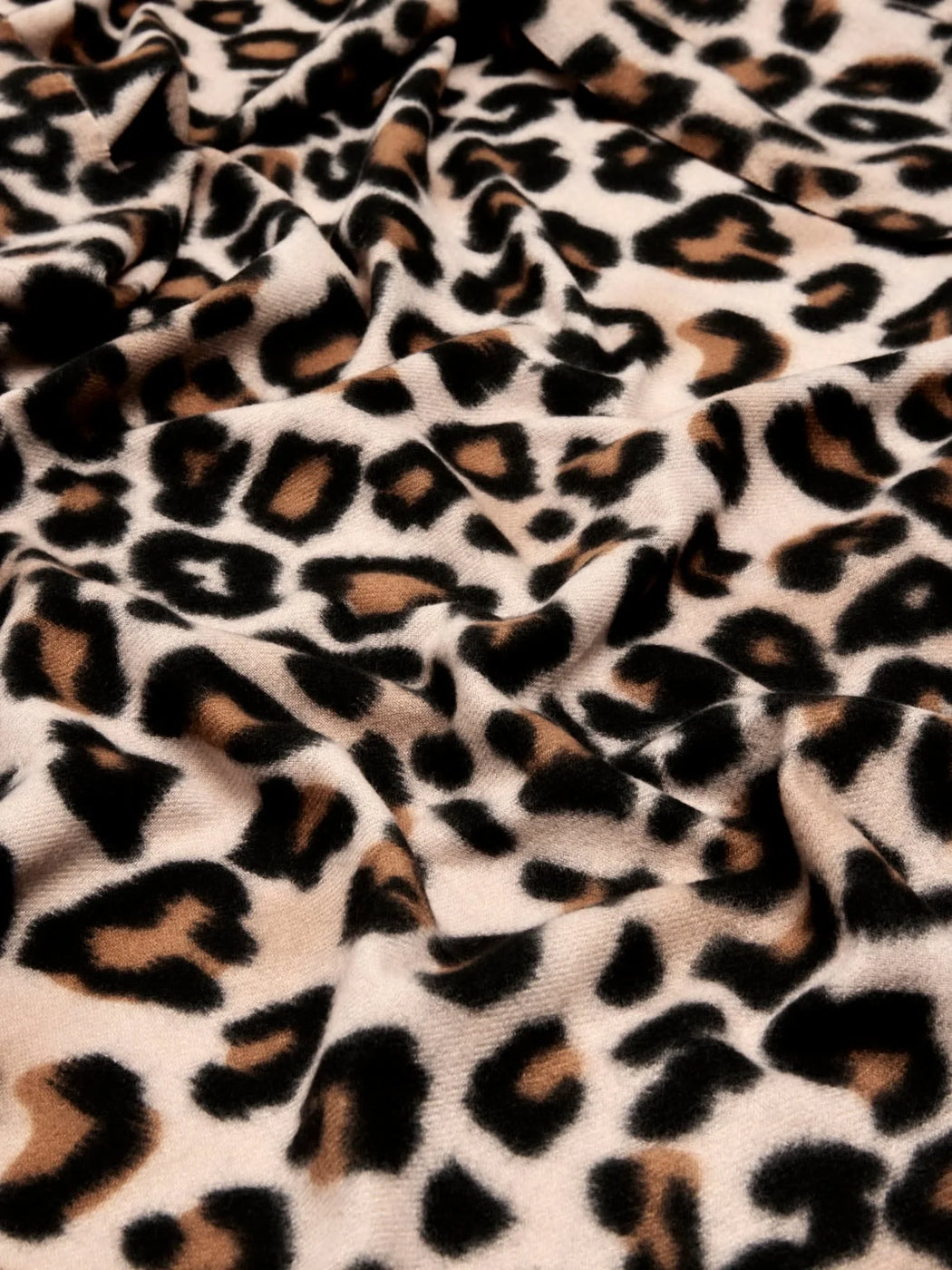 Guess leopard scarf AW5409POL03 - BLA