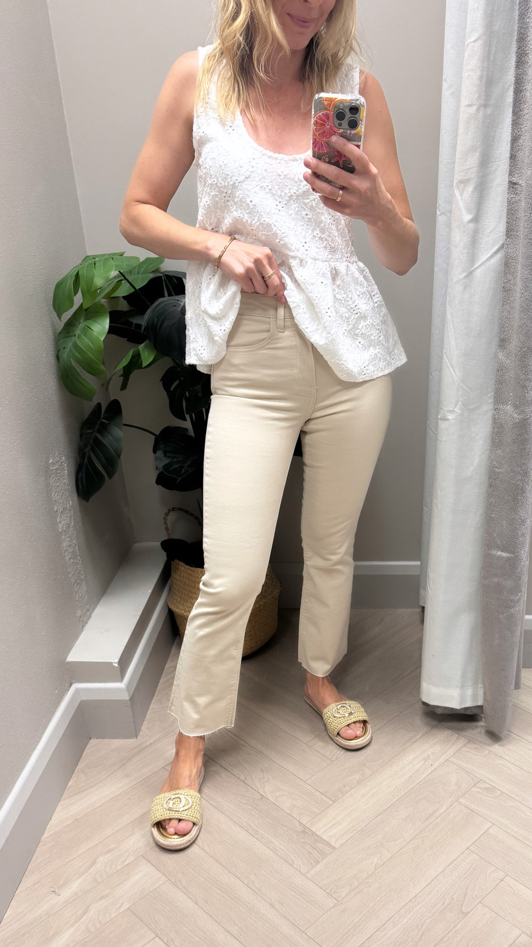 Megan cropped flare