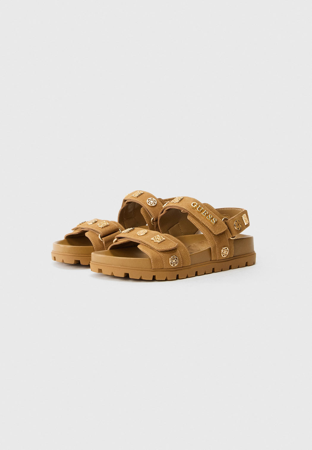 Guess tan suede logo sandals flpflpesu03