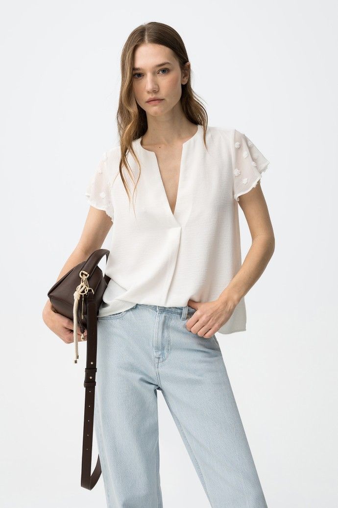 Nony winter white top