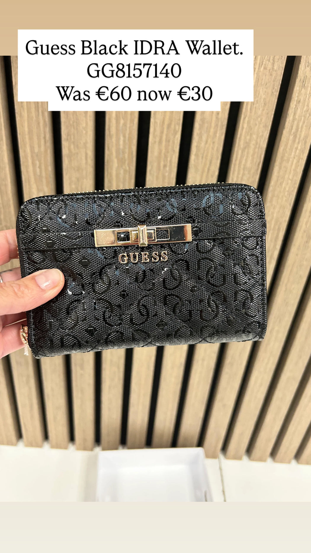 Guess Black IDRA Wallet. GG8157140