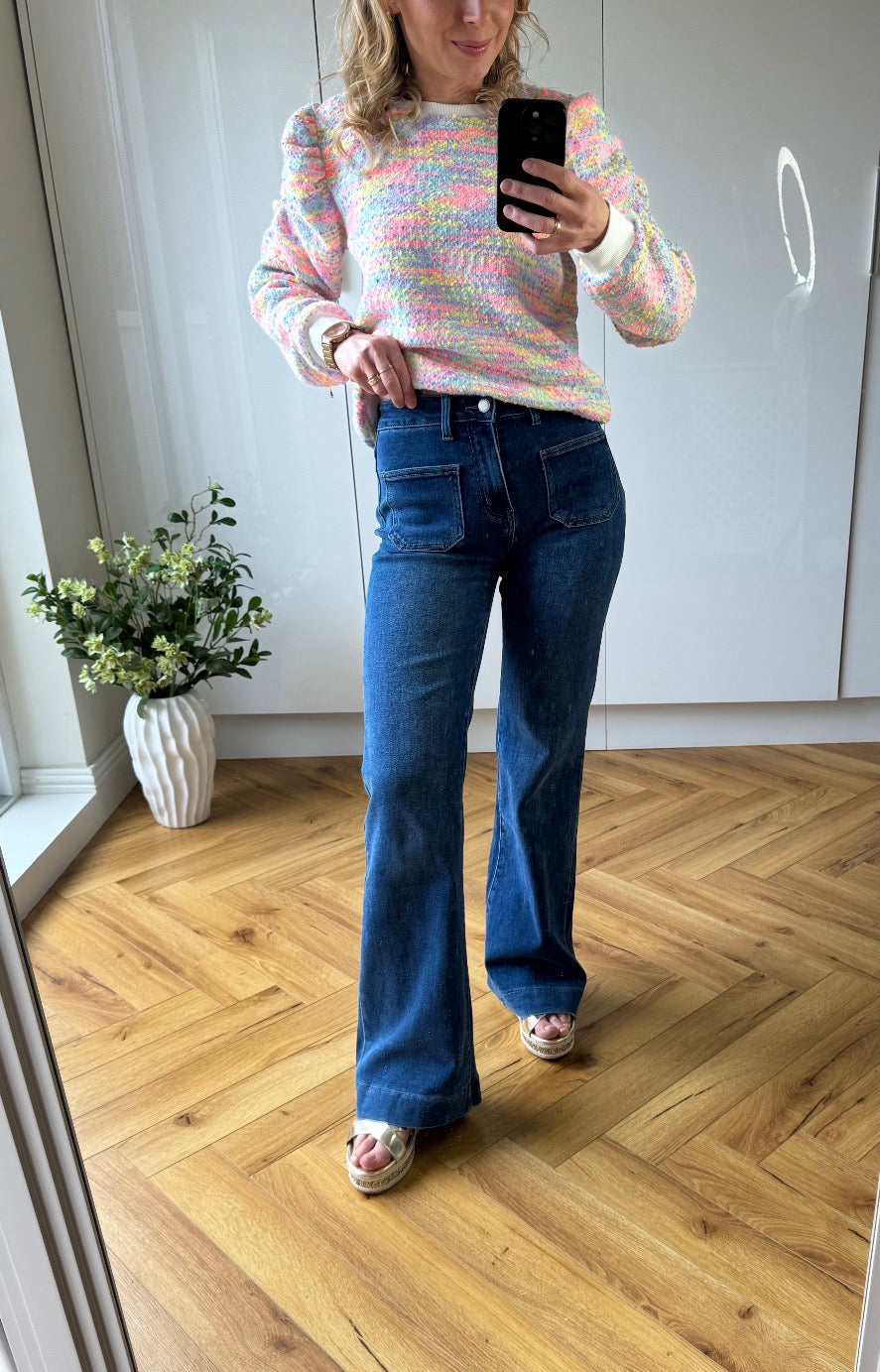 Shiny pocket bootleg jeans