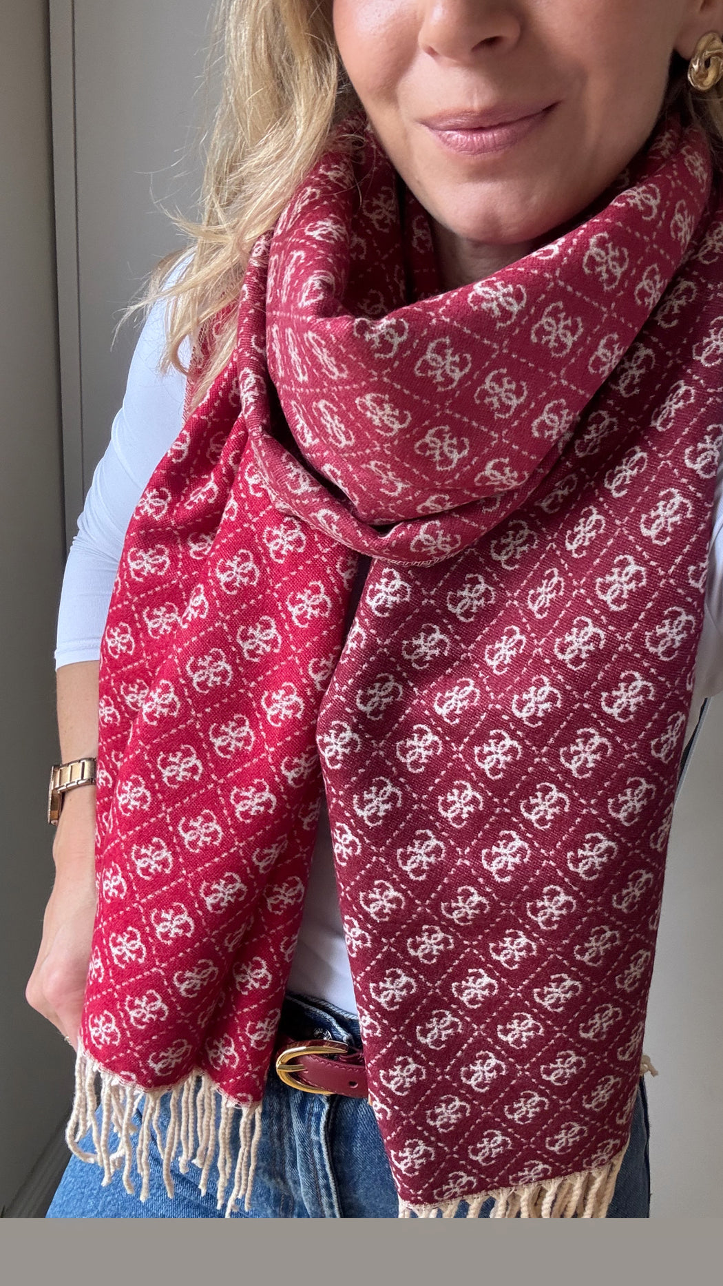 Guess reversible wine logo scarf aw5663vis03