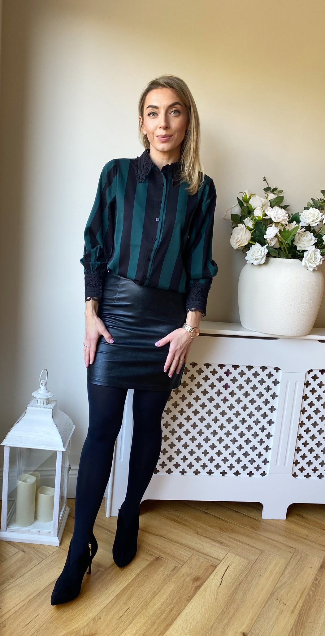 Jill green black blouse