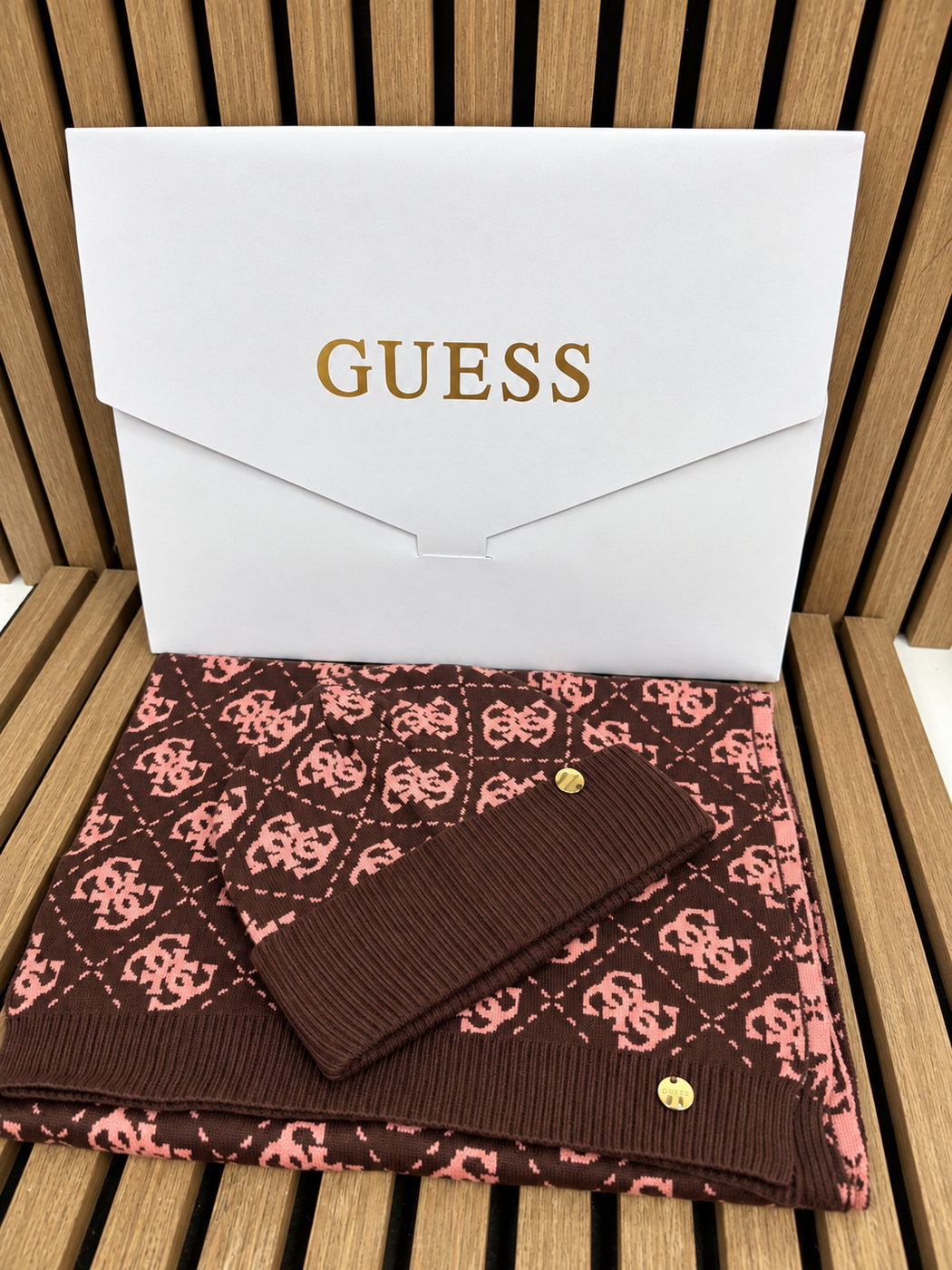 Guess Hat & Scarf Gift Set in chocolate GFBOXWP6401 - BWL