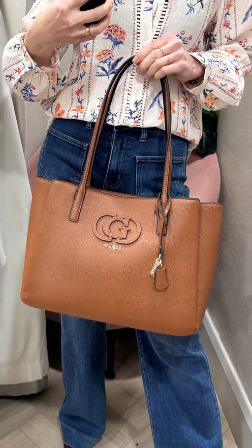 Guess cognac isola BG990523