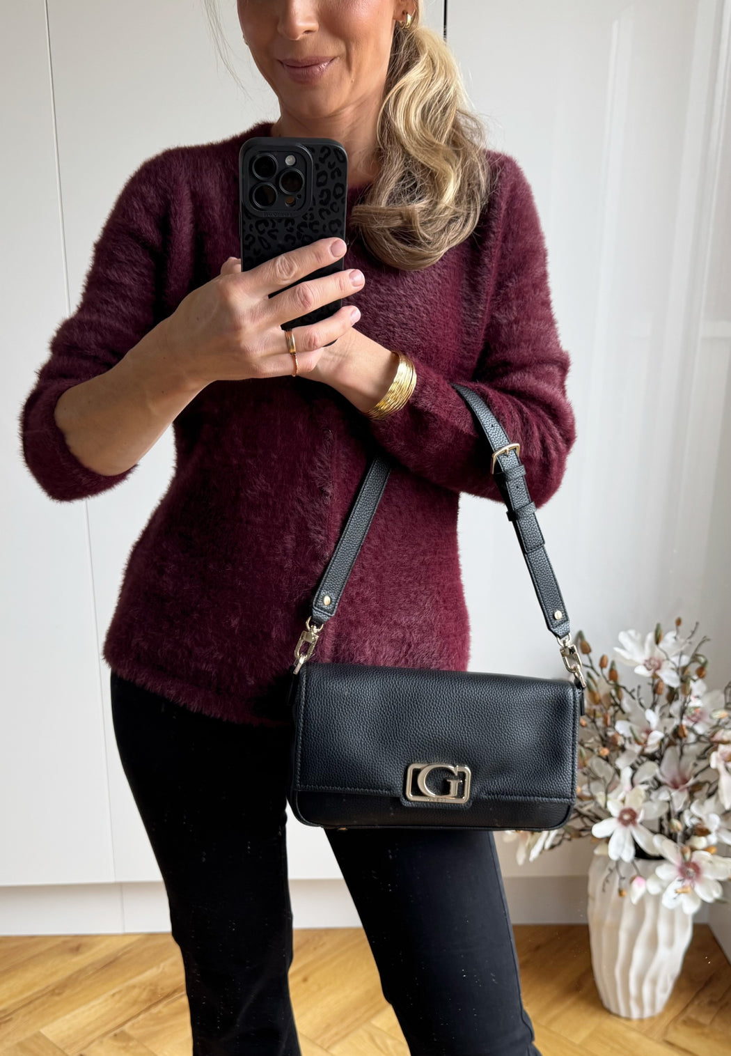 Guess black circe shoulder bag BG964219