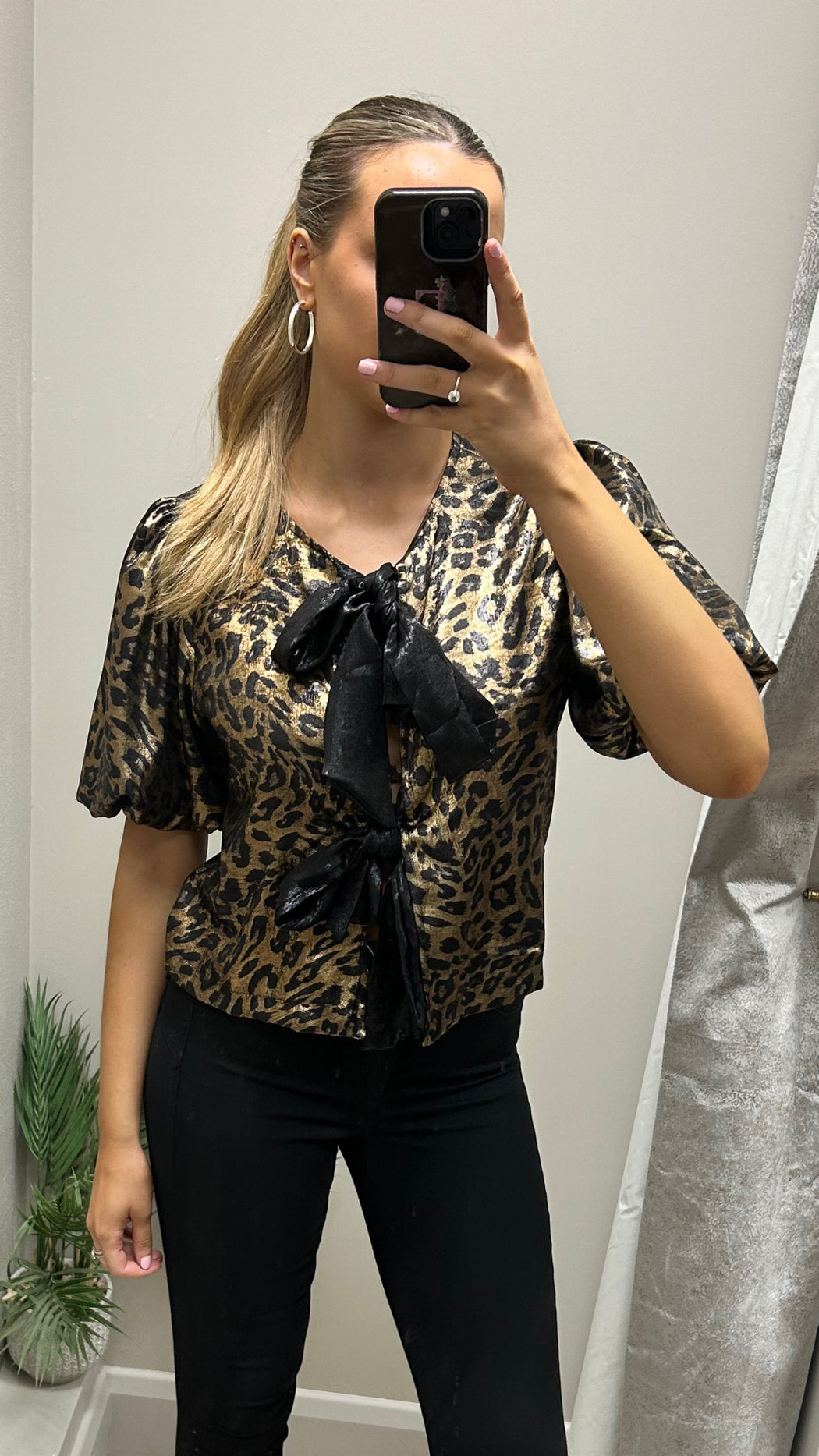 Jodie gold bow leopard top