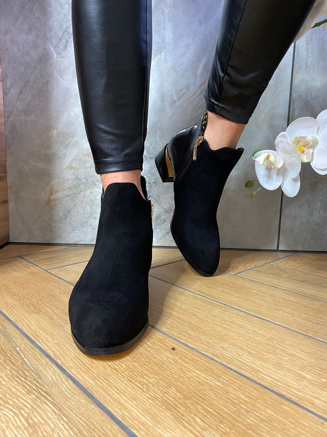 Alce  black boots